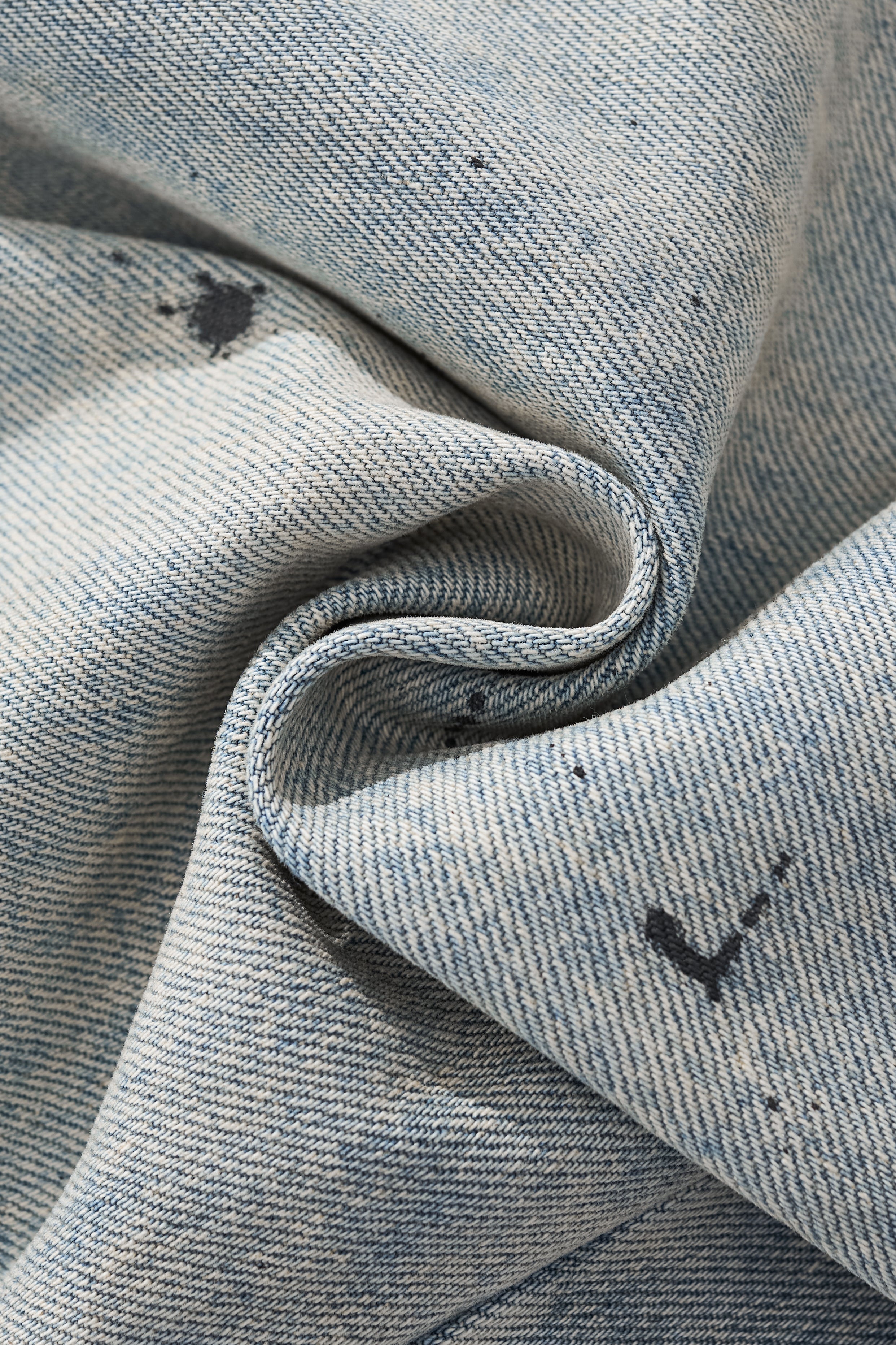 LÉVITER &amp; Fragment Washed Denim