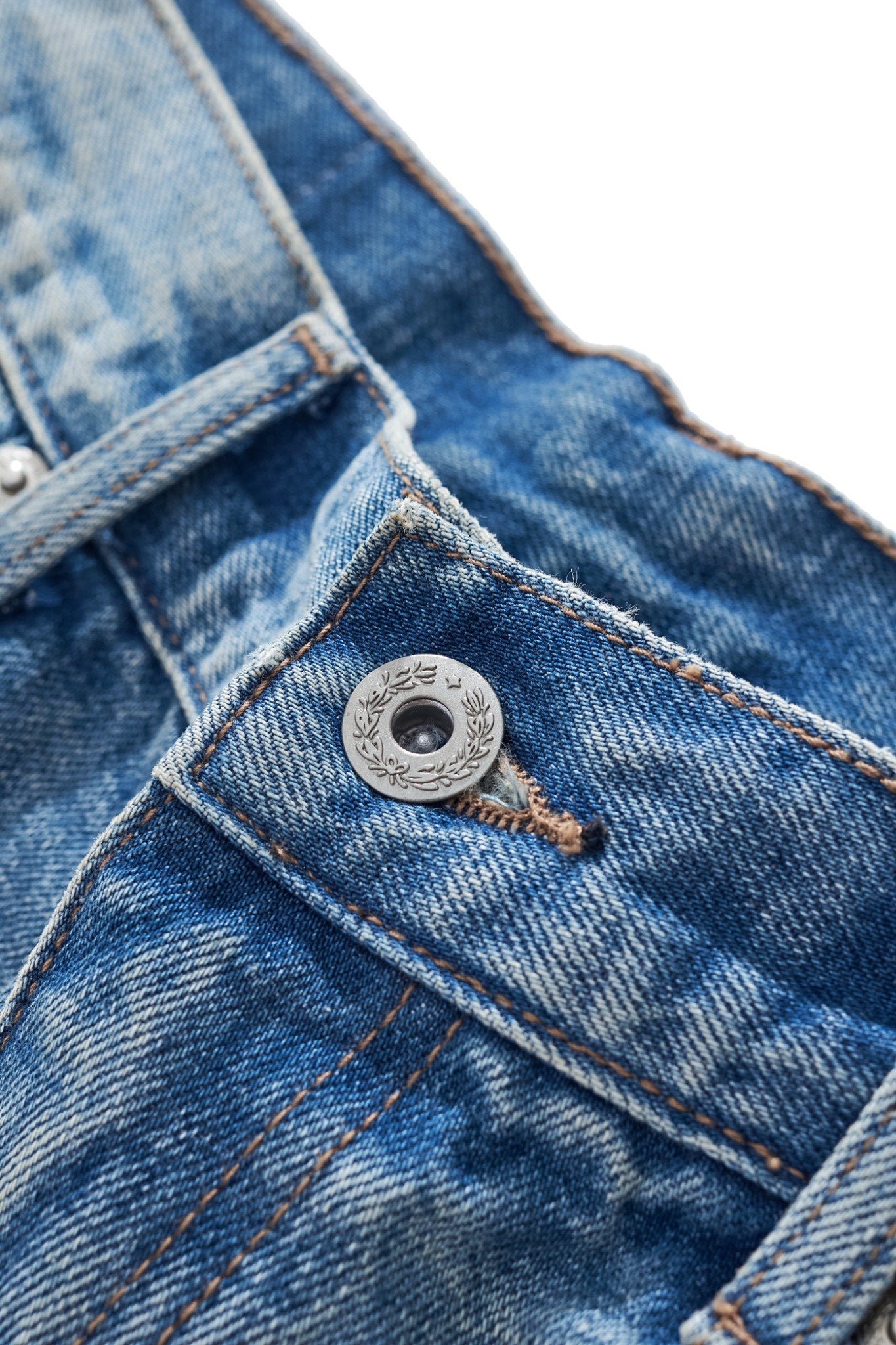 LÉVITER &amp; Souvenir Baggy Jeans