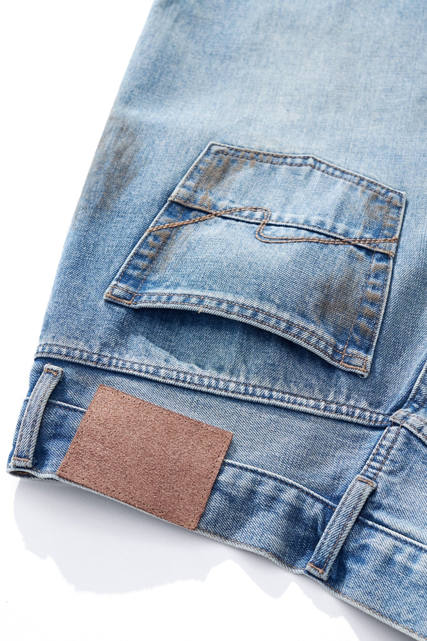 LÉVITER &amp; Souvenir Baggy Jeans