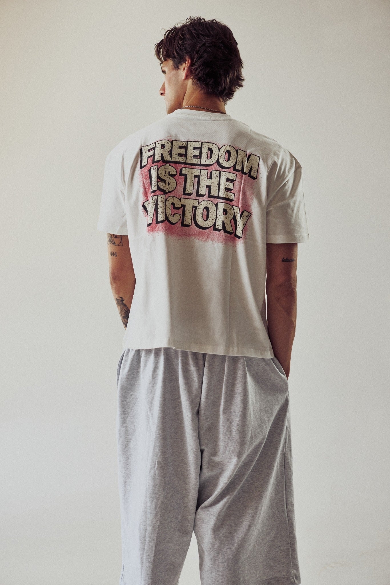 LÉVITER Freedom Tee Red