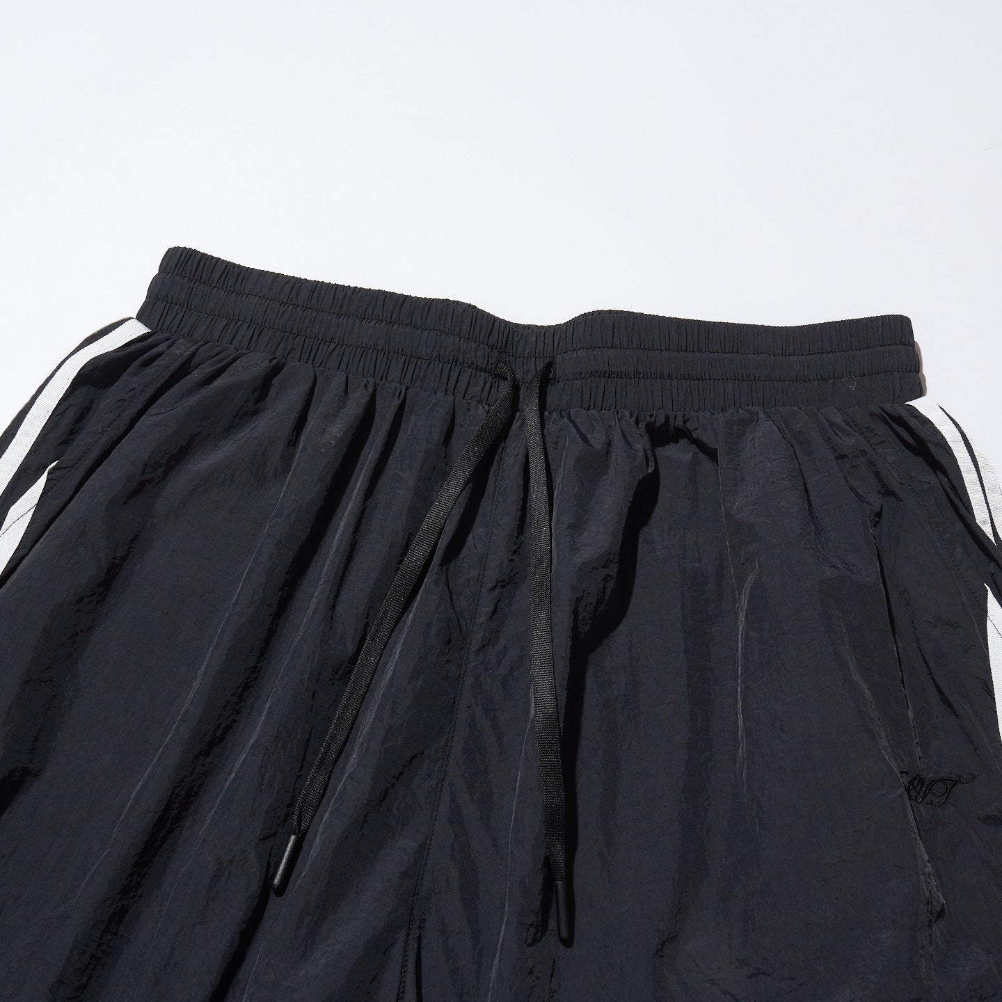 LÉVITER Nylon Track Pants