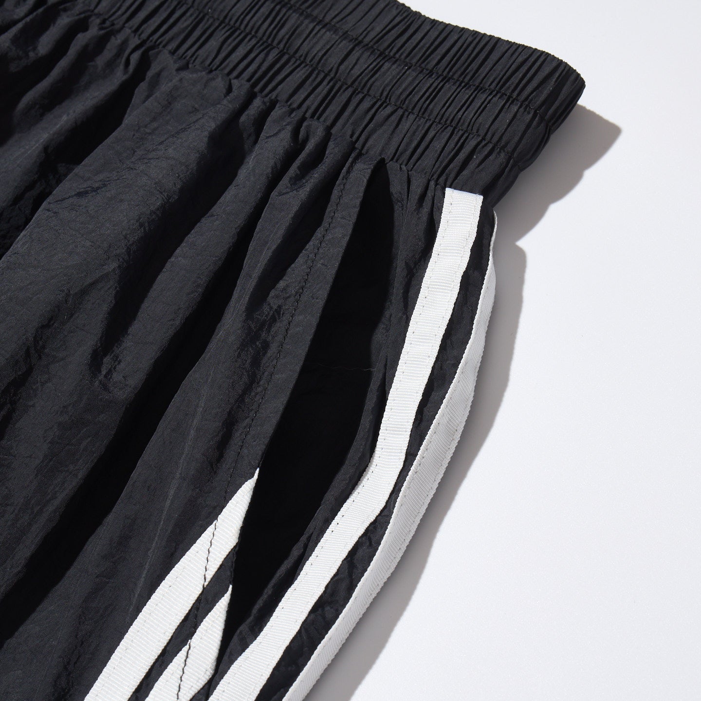LÉVITER Nylon Track Pants