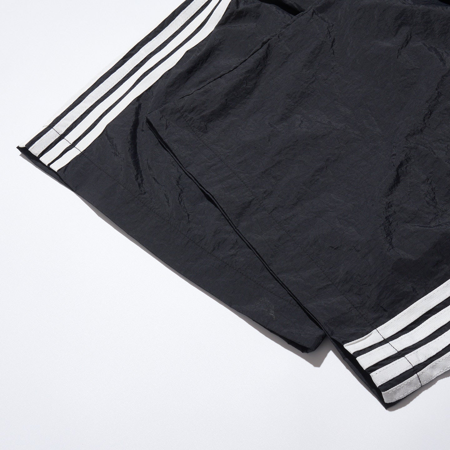 LÉVITER Nylon Track Pants