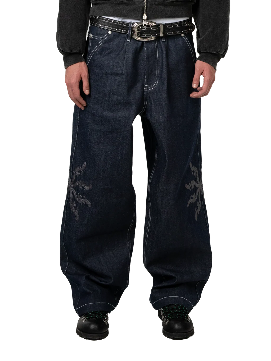 LÉVITER &amp; ADVENES Sickle Star Raw Denims