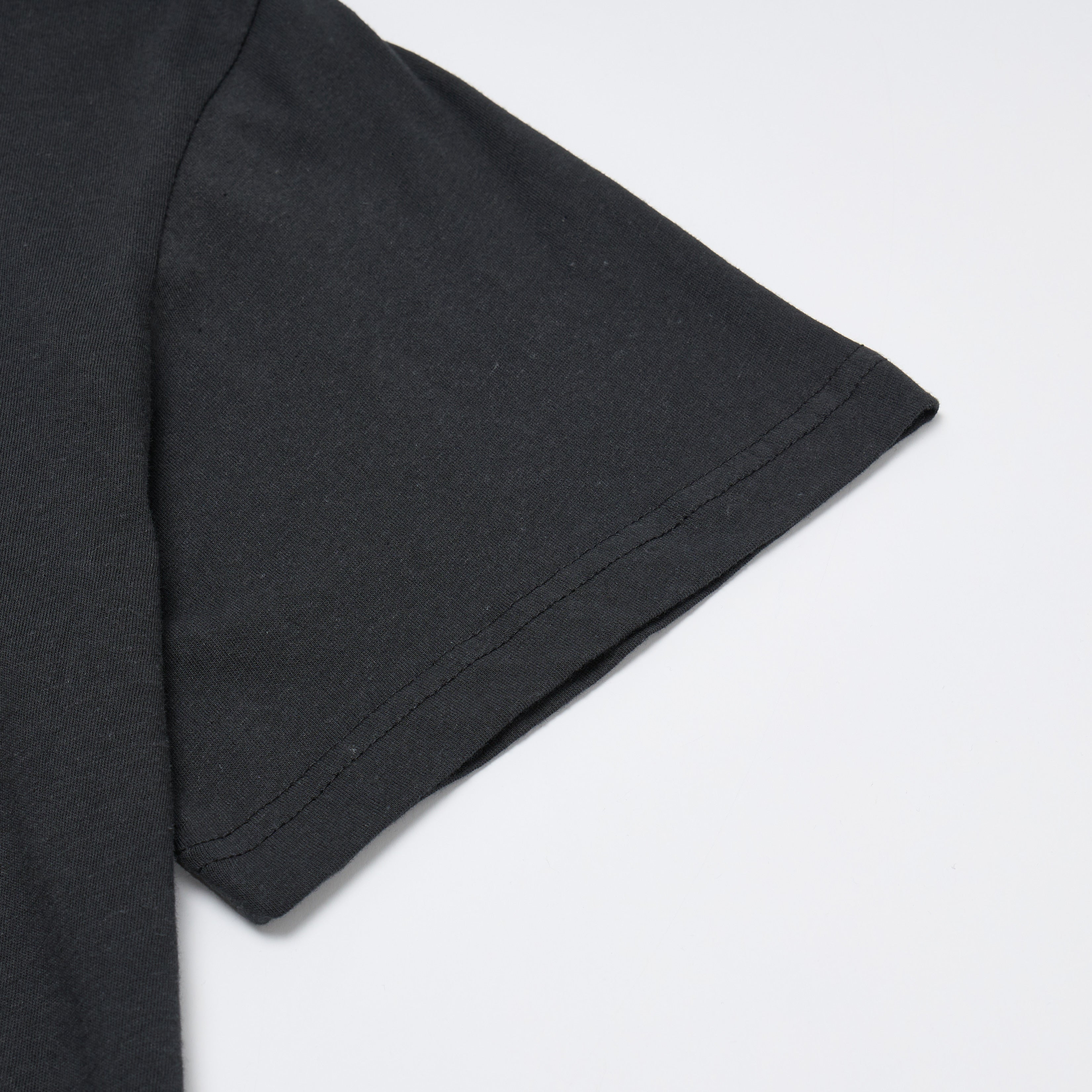 LÉVITER Vintage Collegiate Graphic Tee