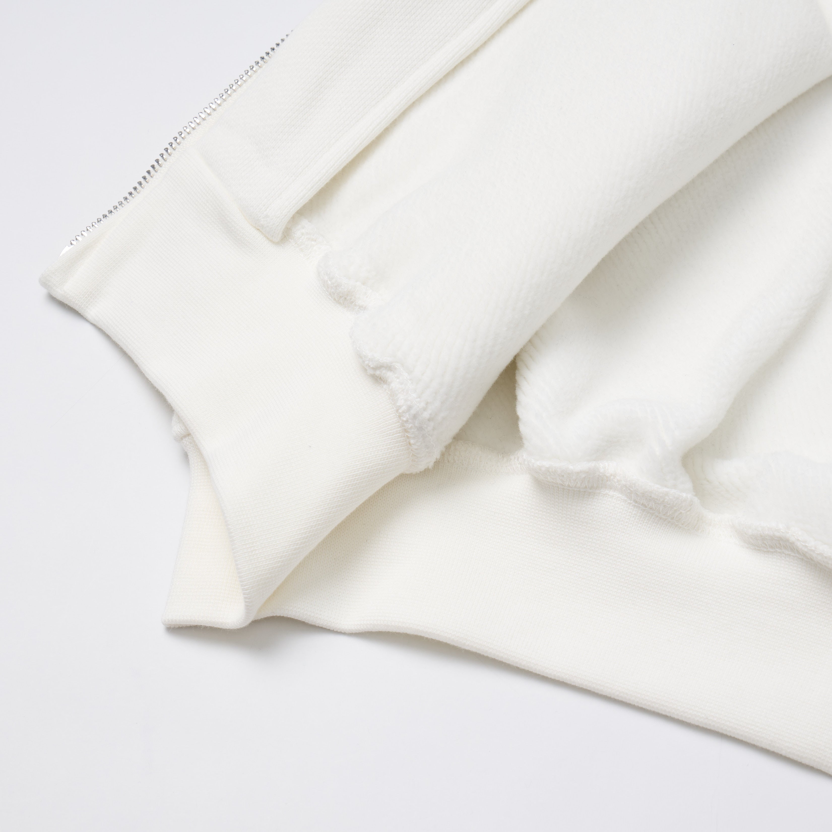 Léviter Essential Zip Hoodie – White