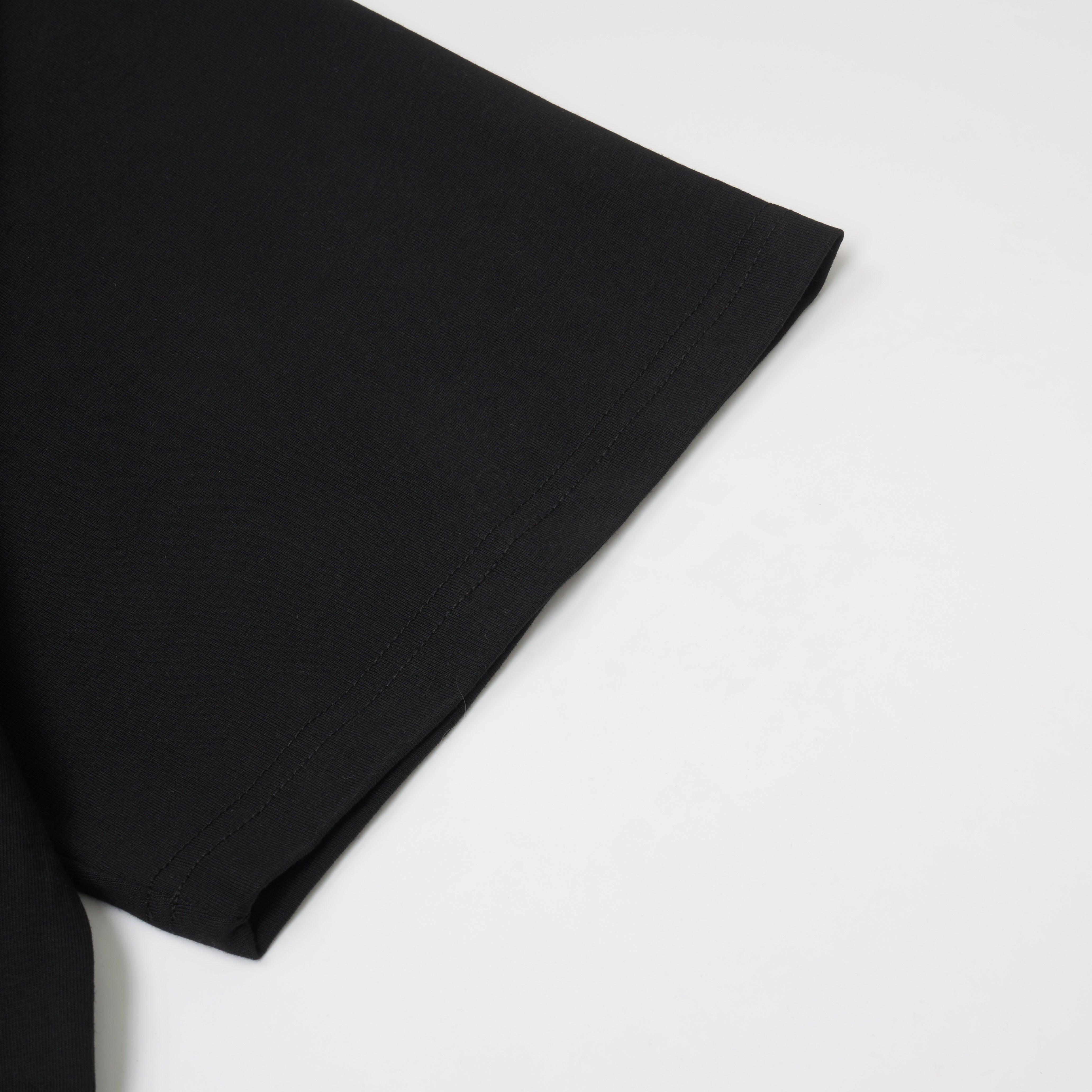 LÉVITER AirCool Stud Tee — Black